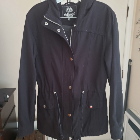 Black Jacket - Picture 1 of 2